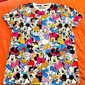 Mickey Minnie Donald Daisy!